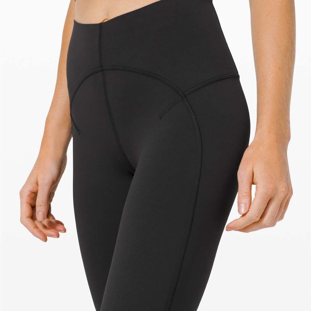 lululemon unlimit tight (align material) nulu 25”.